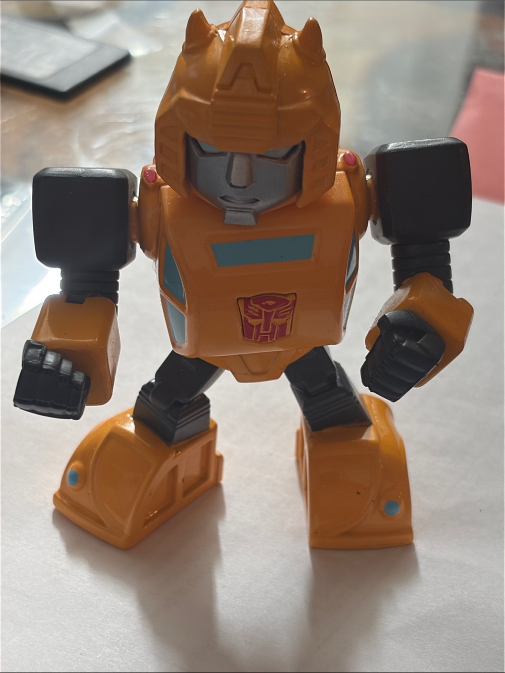 Jada Toys Transformers G1 Bumblebee 4-Inch MetalFigs Figure